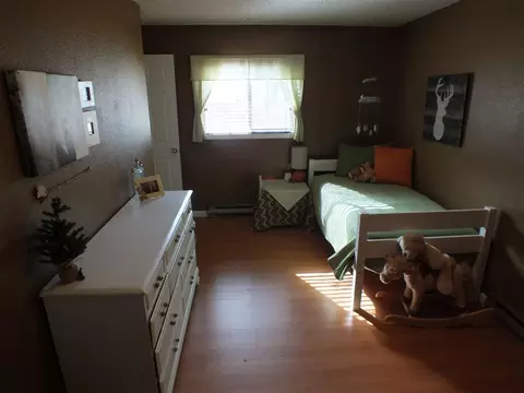 518 E Olympic Ave, Spokane, WA 99207 photo 10