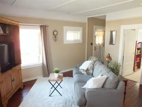 518 E Olympic Ave, Spokane, WA 99207 photo 3