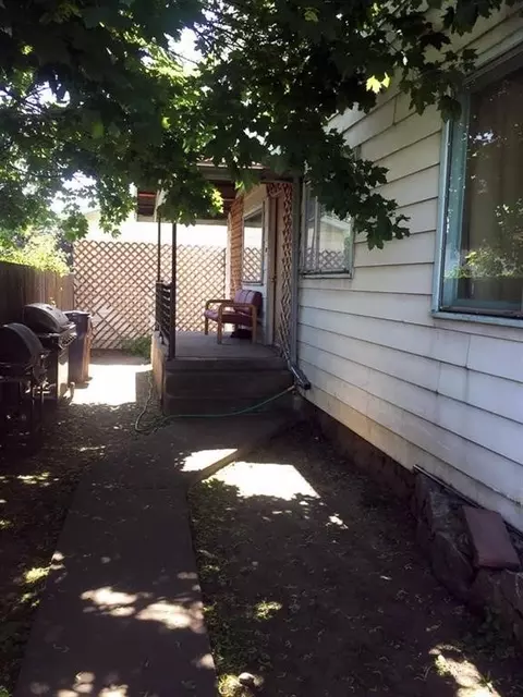 1719 W Sharp Ave, Spokane, WA 99201 photo 17