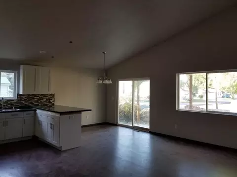 1128 E Bismark Ave, Spokane, WA 99208 photo 6