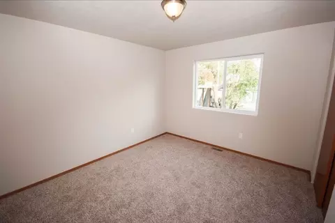 1128 E Bismark Ave, Spokane, WA 99208 photo 11