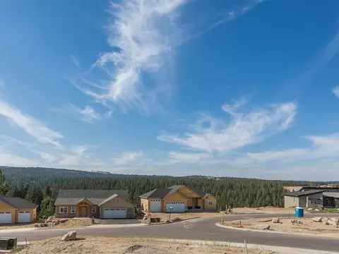 206 E Sapphire Ln, Spokane, WA 99208 photo 9