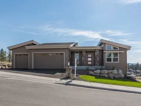 206 E Sapphire Ln, Spokane, WA 99208 photo 1