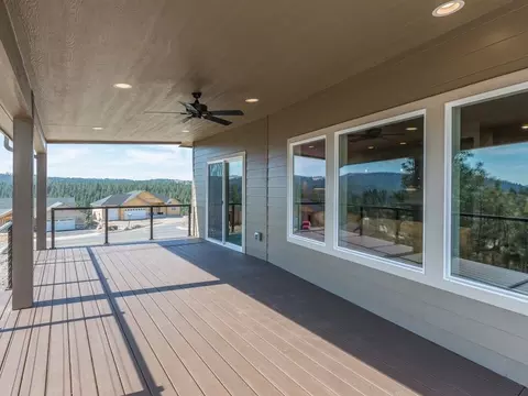 206 E Sapphire Ln, Spokane, WA 99208 photo 8
