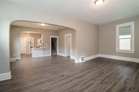 409 E 9th Ave, Spokane, WA 99202 photo 6