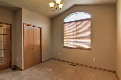 31 E Lindsey Ln, Spokane, WA 99208 photo 6