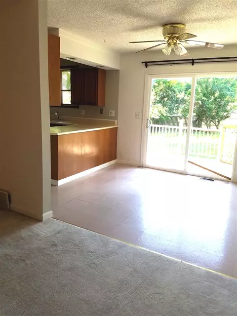 968 E 11th Ave, Spokane, WA 99202 photo 4