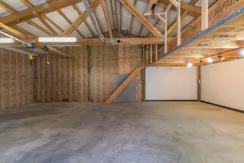 908 E Gordon Ave, Spokane, WA 99207 photo 3