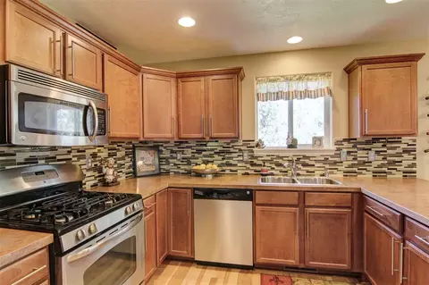 7813 N Ash Ln, Spokane, WA 99208 photo 7