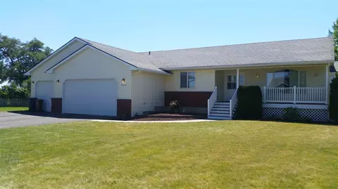 2021 W Strong Rd, Spokane, WA 99208 photo 1