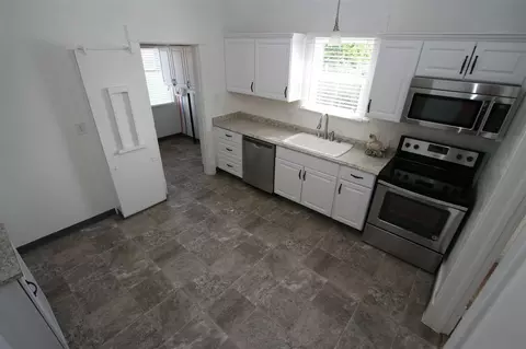 547 E Gordon Ave, Spokane, WA 99207 photo 6