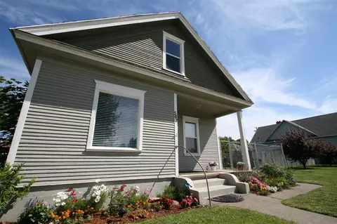 547 E Gordon Ave, Spokane, WA 99207 photo 2