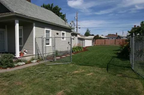 547 E Gordon Ave, Spokane, WA 99207 photo 4