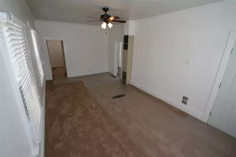 547 E Gordon Ave, Spokane, WA 99207 photo 5