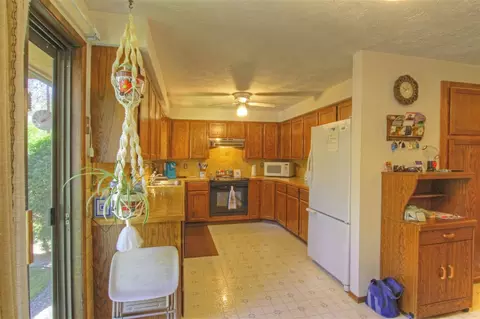 607 E Glencrest Dr, Spokane, WA 99208 photo 7
