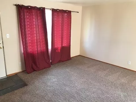 315 E Joseph Ave, Spokane, WA 99208 photo 2