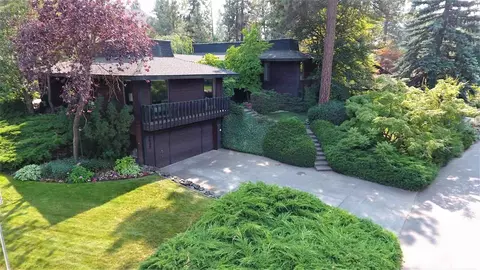 1932 E 25th Ave, Spokane, WA 99203 photo 1