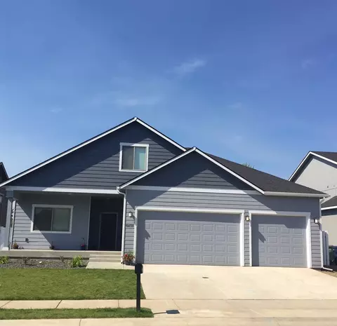 8513 N Maple Ln, Spokane, WA 99208 photo 2