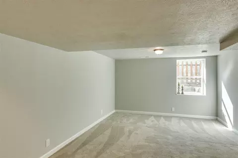 517 E 8th Ave, Spokane, WA 99212 photo 15