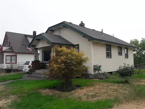 712 Empire Ave, Spokane, WA 99207 photo 2