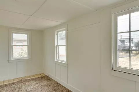 2527 E 1st Ave, Spokane, WA 99202 photo 8