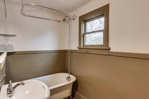 2527 E 1st Ave, Spokane, WA 99202 photo 9