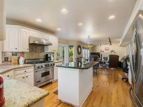 1007 E Hawk, Spokane, WA 99208 photo 5