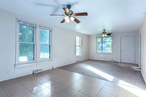1927 E 15th Ave, Spokane, WA 99203 photo 3
