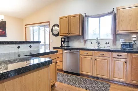 4714 E 13th Ave, Spokane Valley, WA 99212 photo 5