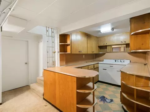 428 E Baldwin Ave, Spokane, WA 99207 photo 17
