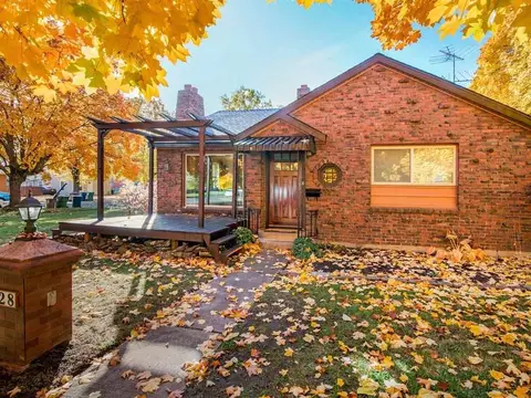 428 E Baldwin Ave, Spokane, WA 99207 photo 3
