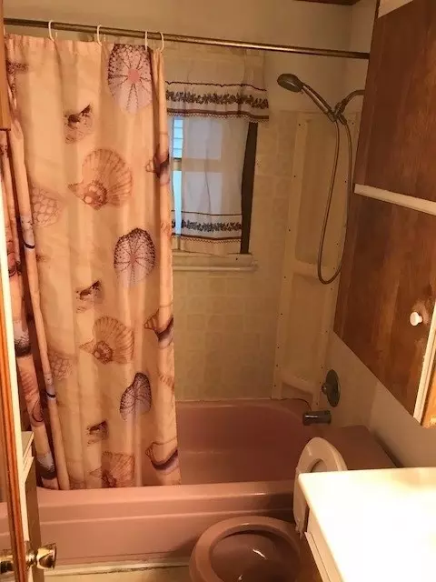 2214 E Longfellow Ave, Spokane, WA 99208 photo 9