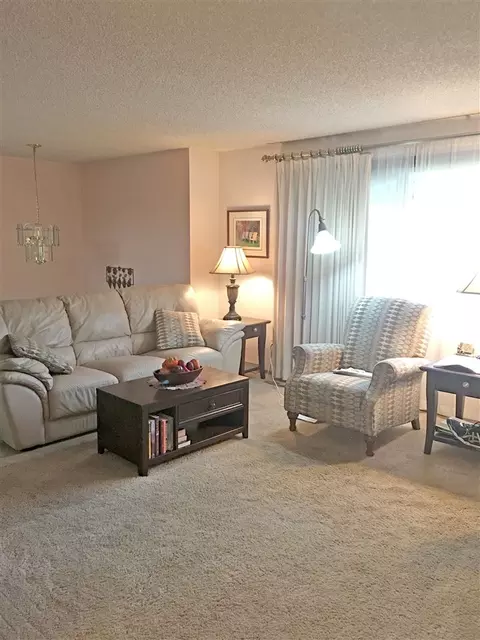 813 E Greenleaf Dr, Spokane, WA 99208 photo 7