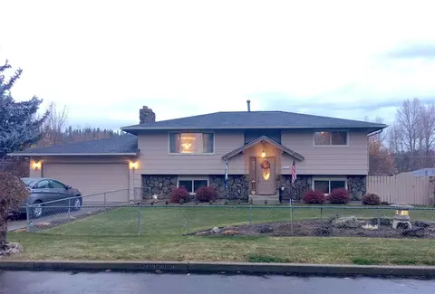 813 E Greenleaf Dr, Spokane, WA 99208 photo 1