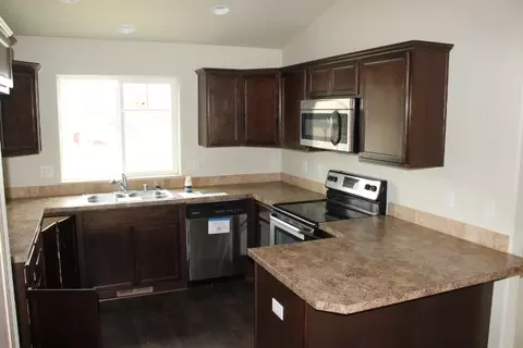 905 E Silver Pine Rd, Colbert, WA 99005 photo 6
