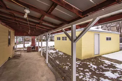 2402 E Columbia Ave, Spokane, WA 99208 photo 12
