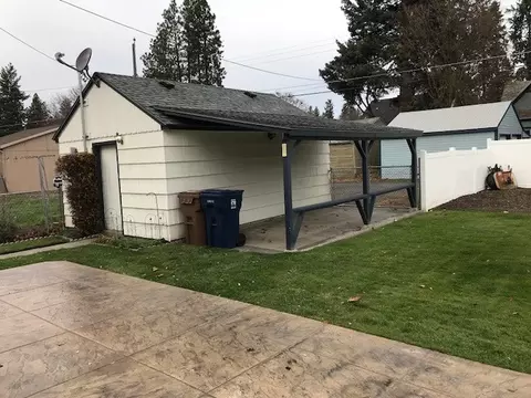 1027 E 39th Ave, Spokane, WA 99203 photo 10