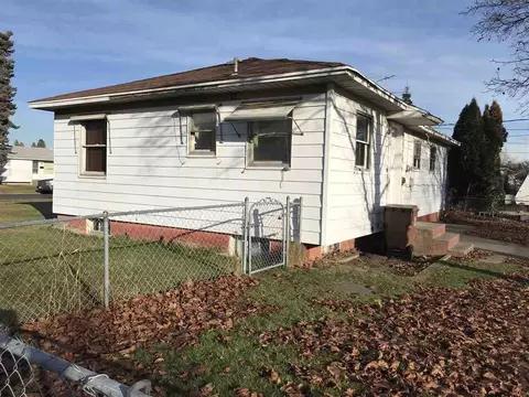 304 E Joseph Ave, Spokane, WA 99208 photo 2