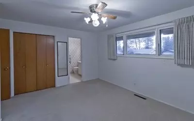 1702 E 38th Ave, Spokane, WA 99203 photo 6