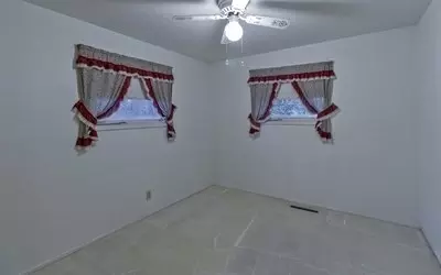 1702 E 38th Ave, Spokane, WA 99203 photo 9