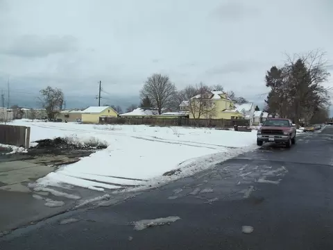 131 E Baldwin Ave, Spokane, WA 99207 photo 3