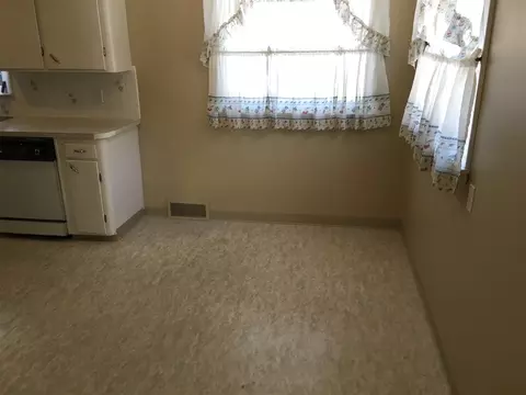 812 E 35th Ave, Spokane, WA 99203 photo 9