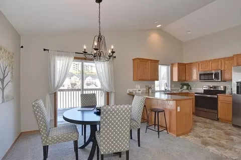411 E Blackhawk Dr, Spokane, WA 99208 photo 4