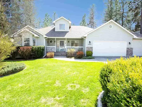 1020 E Blackhawk Dr, Spokane, WA 99208 photo 1