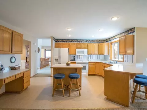 1020 E Blackhawk Dr, Spokane, WA 99208 photo 8