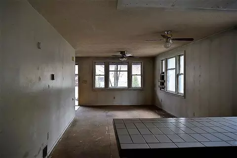 711 E 10th Ave, Spokane, WA 99202 photo 9