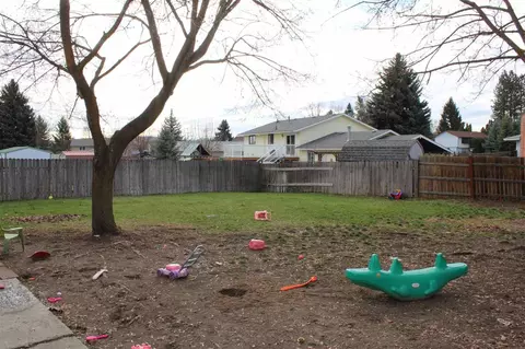 810 E Cascade Pl, Spokane, WA 99208 photo 17