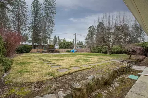 1304 E Overbluff Rd, Spokane, WA 99203 photo 18