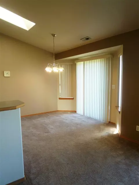 1609 E Devoe Ln, Spokane, WA 99217 photo 6