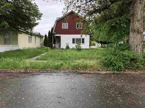 2827 W Sharp Ave, Spokane, WA 99201 photo 1